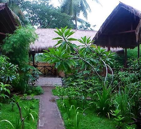 Shibui Garden Bungalows And Restaurant Tanjung  Екстериор снимка